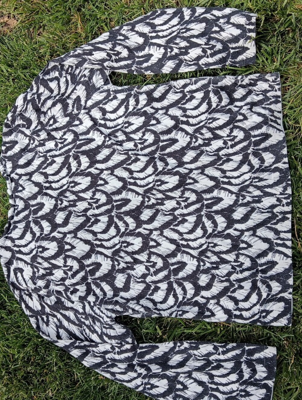 Old Money Black & White Talbot's Preppy Leaf Pattern Cardigan XL - Picture 2 of 6